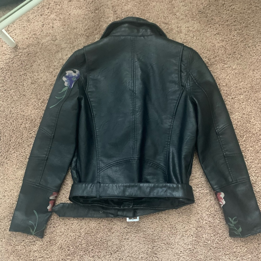 Leather jacket - Picture 3 of 3